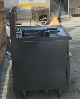 Μεταχειρισμένη Φριτέζα Αερίου Επιδαπέδια Μονή 14Lt 40x70x87Cm DEXION 